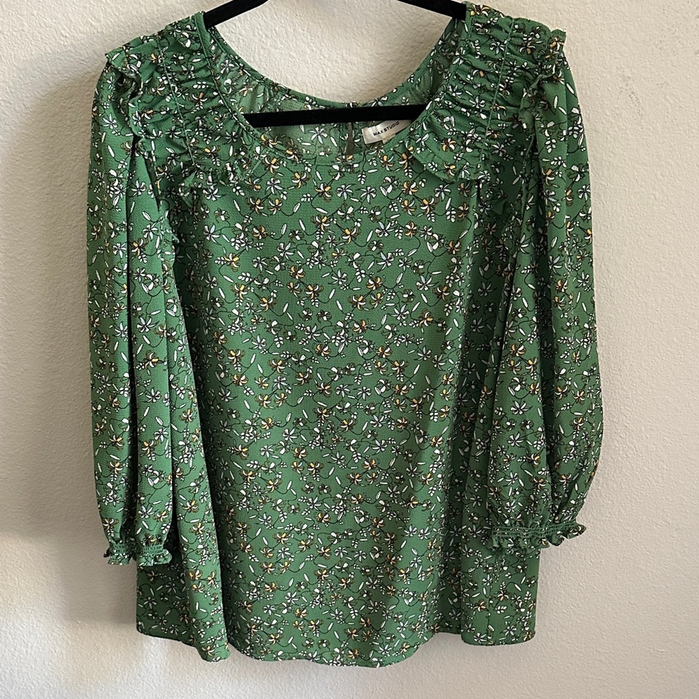 Max Studio Green Floral Blouse